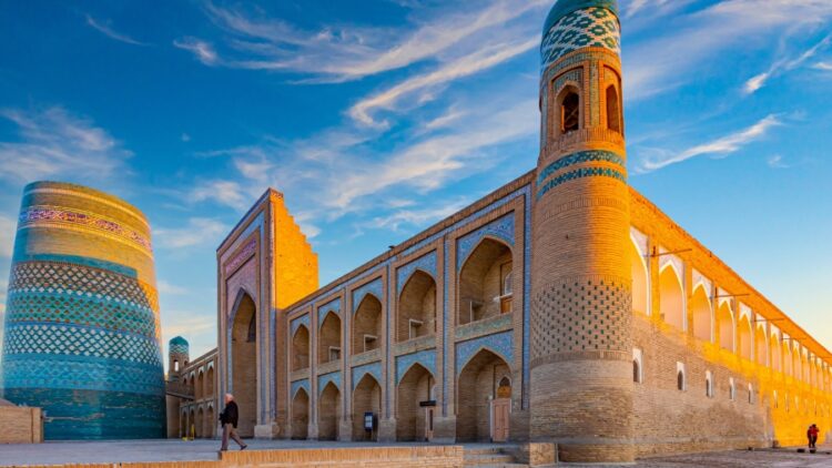 Uzbekistan Goes from Strength to Strength - TRAVELINDEX